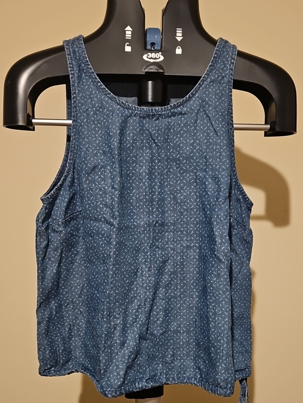 Universal Thread Blue Printed Scoop Neck Tank Small